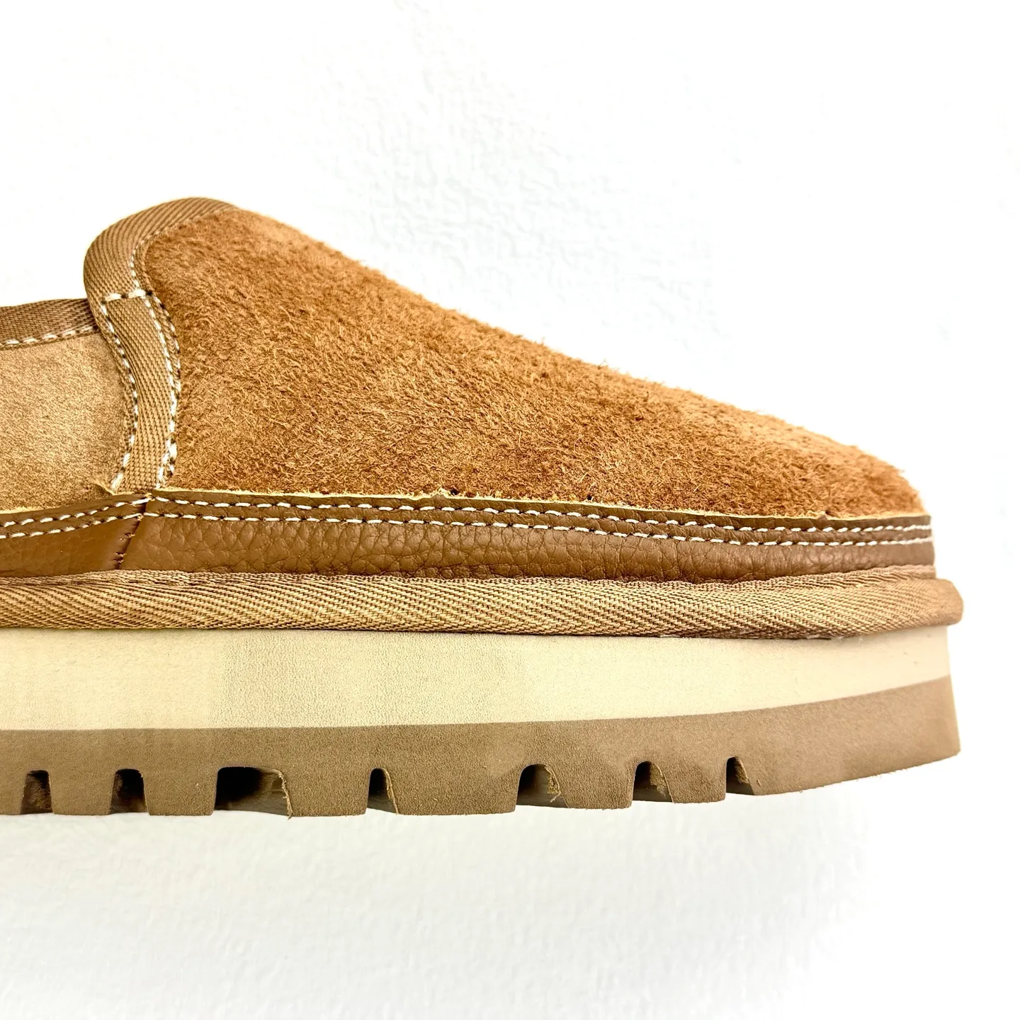 Local 💰480 supports delivery platform operation! Ugg men's slip-on series, cow suede surface with wool lining, warm and comfortable, easy to put on and take off# Size: 39 40 41 42 43 44 45#